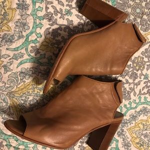 🍂 *RARE* Steven Tan Leather Booties 🍂
